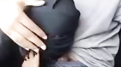 Ajnabi larki ki Car me chudai Pakistani porn video