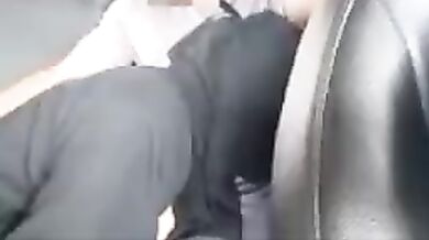 Ajnabi larki ki Car me chudai Pakistani porn video