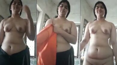 Nude Indian Bhabhi chudai ki piyasi