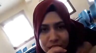 Pakistani hijab girl  sex video me lund ka chusa