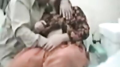 XXX video Dental doctor ne Pakistani aunty ko choda