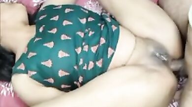Hot girl choot k sath gaand bhi chudai. Indian couple