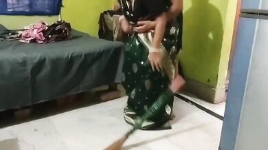 Indian couple kam wali ko chod k sakoon Mila.Indian xxx