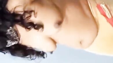 Pakistani Aunty ka nude dance big boobs big ass dikhai