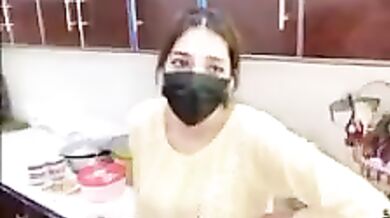 Chachi ko choda porn video dirty Urdu voice