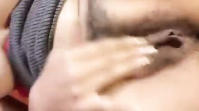 Big boobs Hairy pussy Pakistani girl nude mms