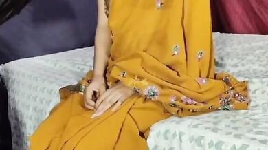 Ghar Aai Chacha ki beti ko choda Indian porn video