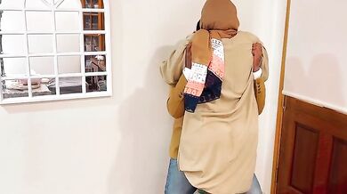 Office break time me lady boss ke sath sex karne ki porn video