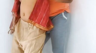 Kamwali ko paise diye boobs aur gand enjoy ki uski sex video