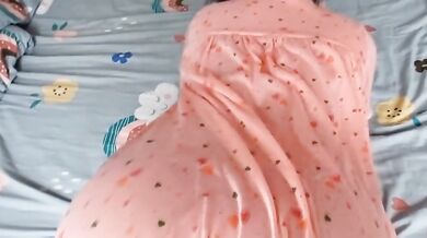 Abu ki gair majodgi me Stepmother ko chodne ki nude video