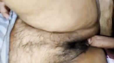 Bhai ki gair majodgi me hairy pussy wali bhabhi ki sex video