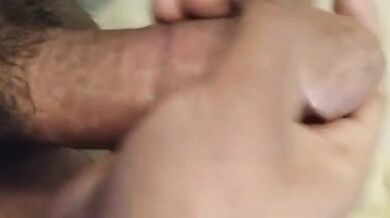 Big dick video guy chut na milne par mastrubation kar raha he