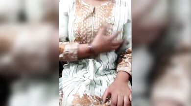 Mujhe lund nahi mila kiya karo meri mastrubation video dekhe