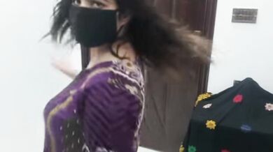 Nice big boobs Pakistani housewife ki nude dance video