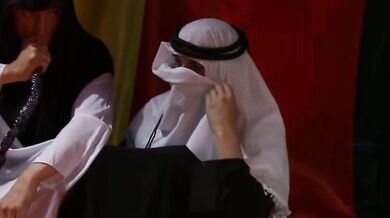 Arab xxx video dekhe three Arab guys Randi ko chod rahe hain