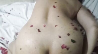 Pakistani couple ki honeymoon par virgin ass ki chudai video