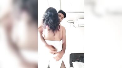 Stepsister se sex Indian xxx video me full hot scene dekhe
