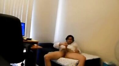 Big dick Muslim boy ki office me muth marne ki porn video