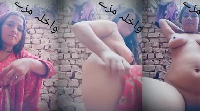 Dehati, pakistani laki ne nangi hokar dikhaya badan