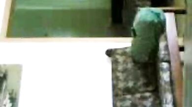 Admi ne apne dost ki biwi usi ke ghar mein chodi