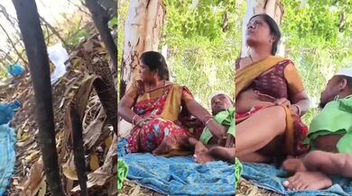 Baune Abdul ne jungle me uchhalate hue chodi telugu aunty