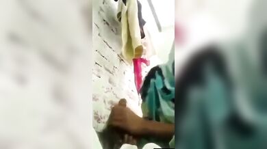 Ladki ne chusa chacha ka lamba lauda