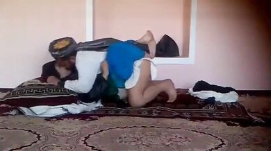 Adhed umra Afghani chacha chachi ki chudai