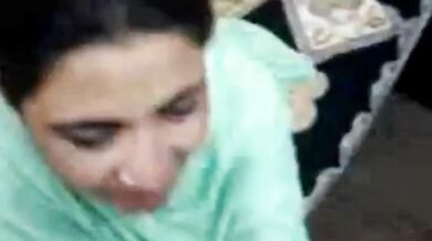 Khala se lund chusakar use doggystyle choda