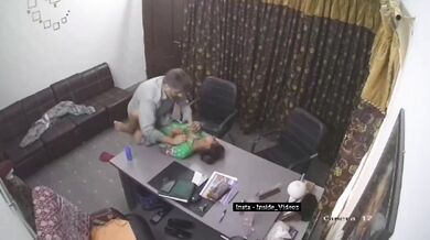 Office ki mulazam aunty ki chudai wali Paki Porn Reel