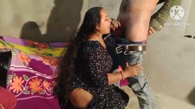 Bade mamme wali sexy Paki aunty ki fuddi maari uske yaar ne