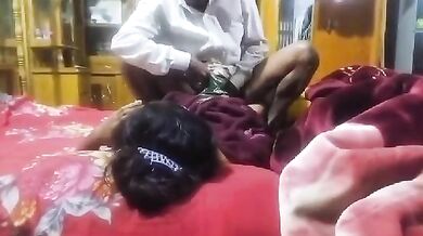 Biwi-Shauhar ki bistar par chudai wali Paki XXX Video